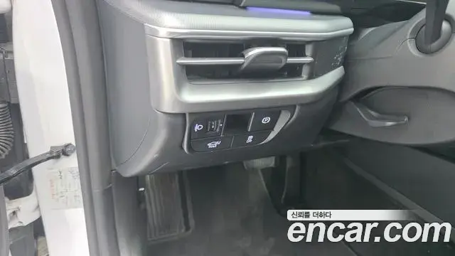 Hyundai Grandeur 2023 — Фото 12/20