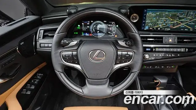 Lexus ES300h 2026 — Şəkil 32/36