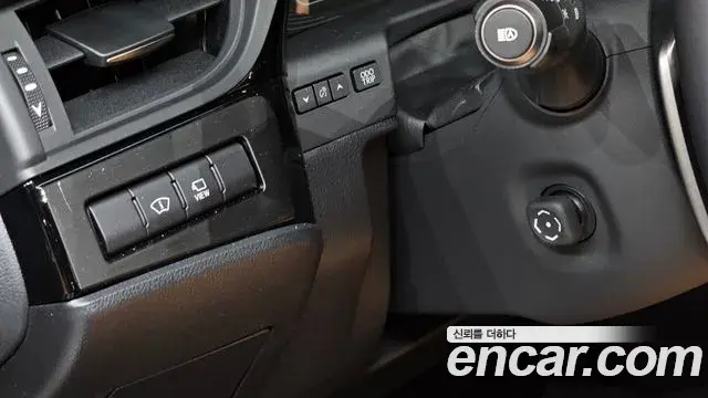 Lexus ES300h 2026 — Şəkil 12/36