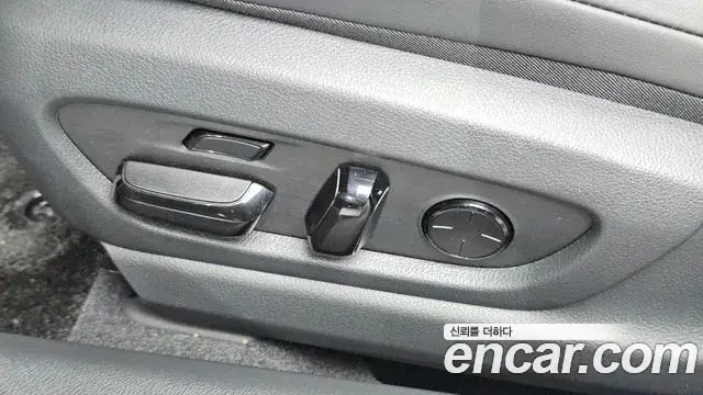 Lexus ES300h 2026 — Şəkil 18/36