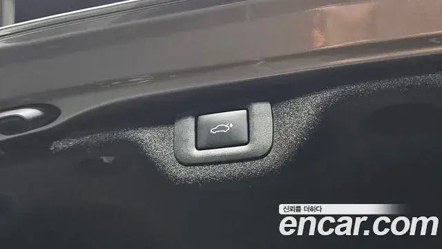 Lexus ES300h 2026 — Şəkil 34/36