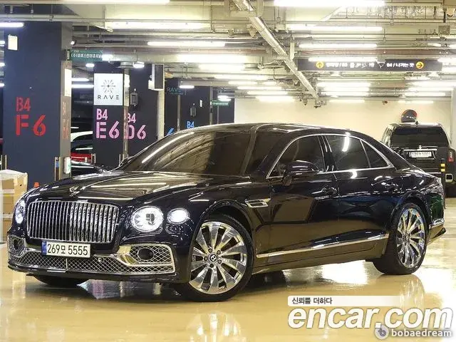 Bentley Flying Spur 2022 — ფოტო 1/20