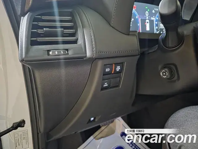Toyota Alphard 2025 — Şəkil 8/20