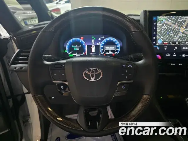 Toyota Alphard 2025 — Şəkil 11/20