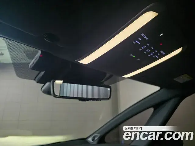Toyota Alphard 2025 — Şəkil 14/20