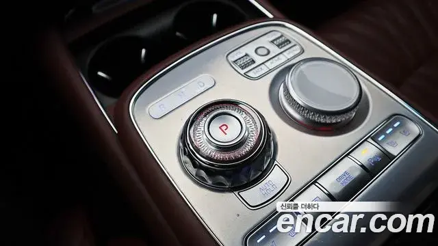 Genesis G90 2022 — Photo 7/20