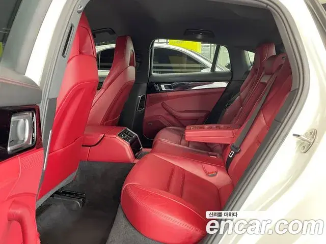 Porsche Panamera 2021 — Photo 11/20