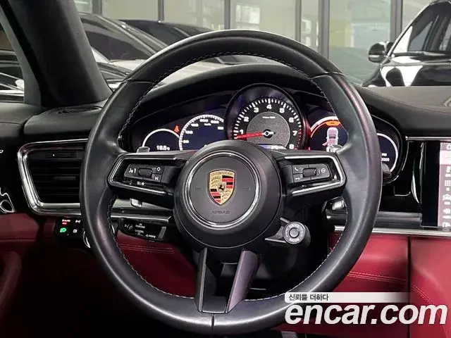 Porsche Panamera 2021 — Photo 12/20