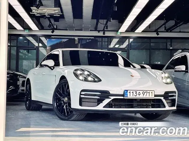 Porsche Panamera 2021 — Photo 18/20