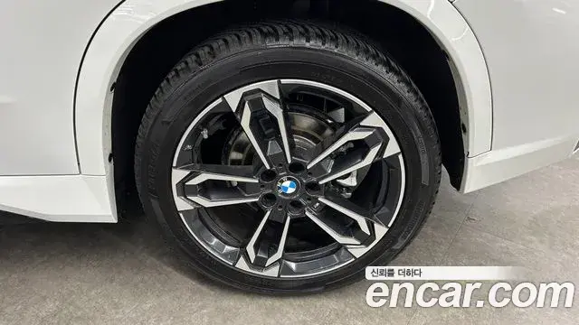 BMW X1 2025 — Photo 4/20