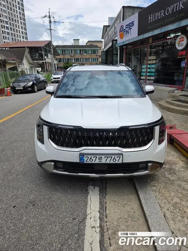 Kia Carnival 2025 — Photo 1/20