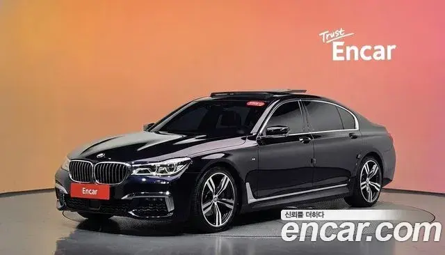 BMW 7 Series 2019 — Photo 1/20
