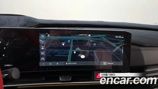 Kia Carnival 2024 — Şəkil 15/20