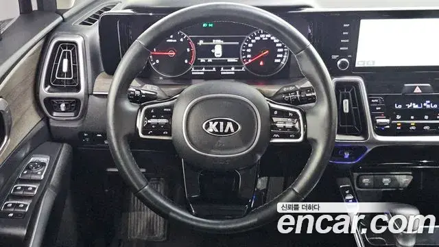 Kia Sorento 2021 — Photo 13/20