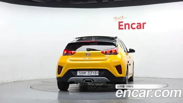 Hyundai Veloster 2018 — Şəkil 3/20