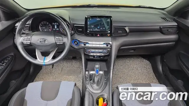 Hyundai Veloster 2018 — Şəkil 10/20