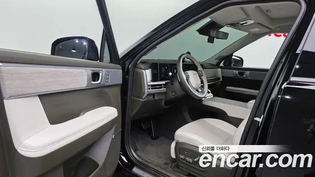 Hyundai Santa Fe 2023 — Photo 10/20
