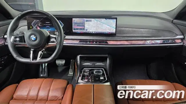 BMW 7 Series 2024 — Photo 7/20