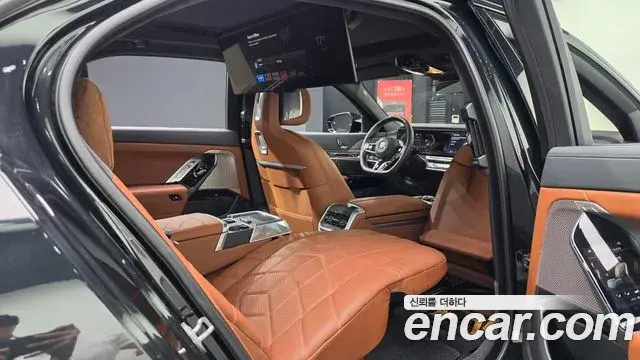 BMW 7 Series 2024 — Photo 12/20