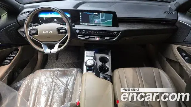Kia K8 2021 — Photo 7/20