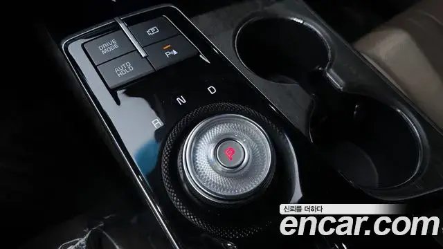 Kia K8 2021 — Photo 9/20