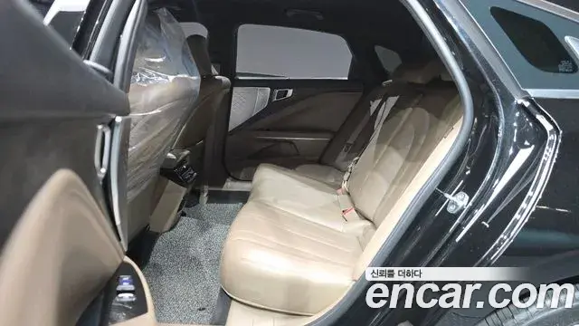 Kia K8 2021 — Photo 12/20