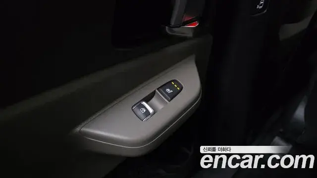 Kia Carnival 2024 — Photo 19/20