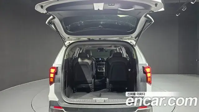 Kia Carnival 2025 — Photo 20/20