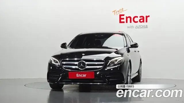 Mercedes-Benz E-Class 2019 — Фото 3/20