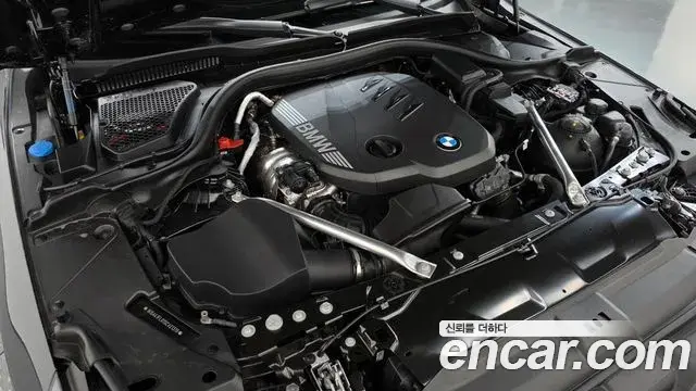BMW 5 Series 2025 — Photo 6/20