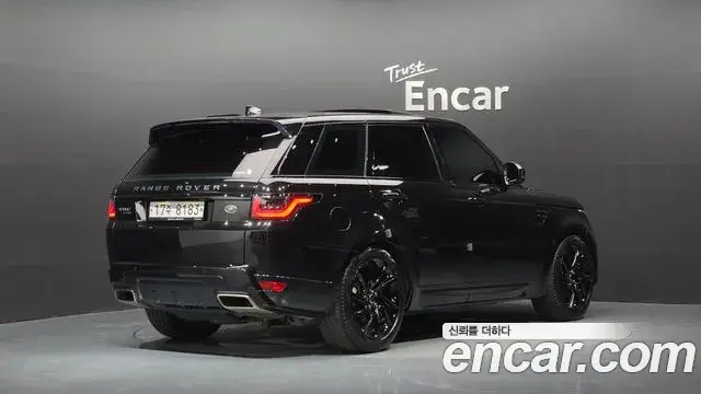 Land Rover Range Rover Sport 2019 — Photo 2/20