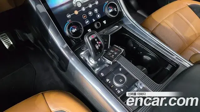 Land Rover Range Rover Sport 2019 — Photo 9/20