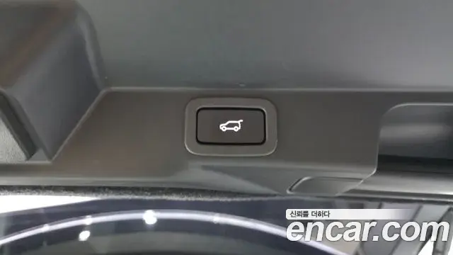 Land Rover Range Rover Sport 2019 — Photo 17/20