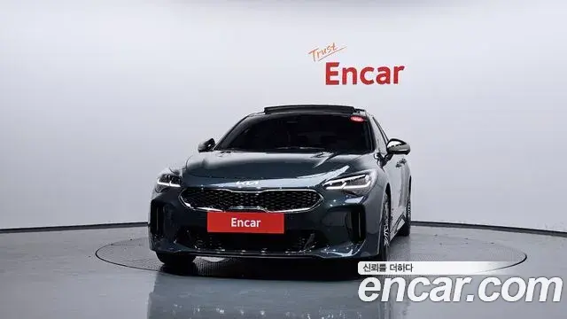 Kia Stinger 2022 — Photo 3/20