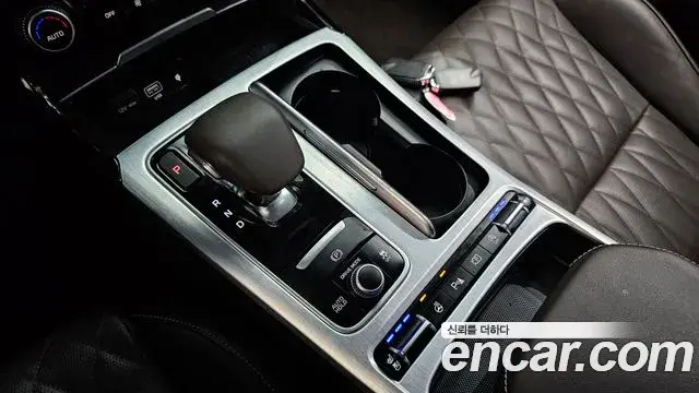 Kia Stinger 2022 — Photo 9/20