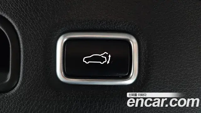 Kia Stinger 2022 — Photo 17/20