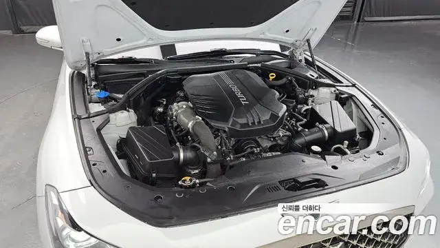 Genesis G70 2018 — Photo 6/20