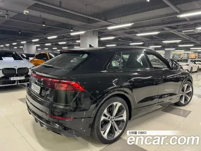 Audi Q7 2026 — Photo 2/16