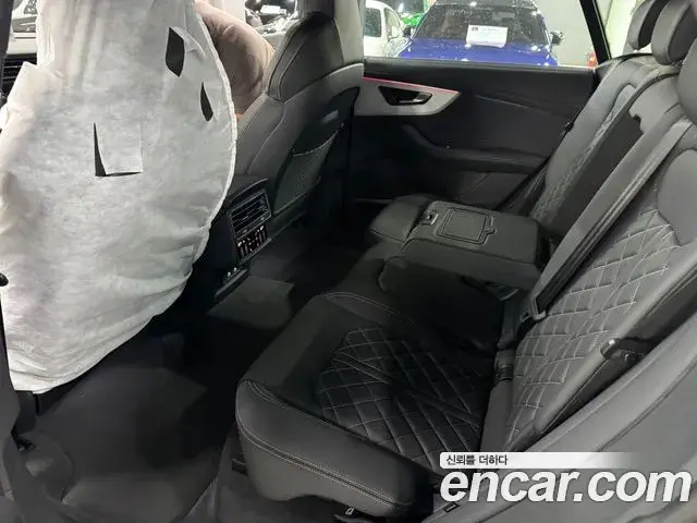 Audi Q7 2026 — Photo 5/16