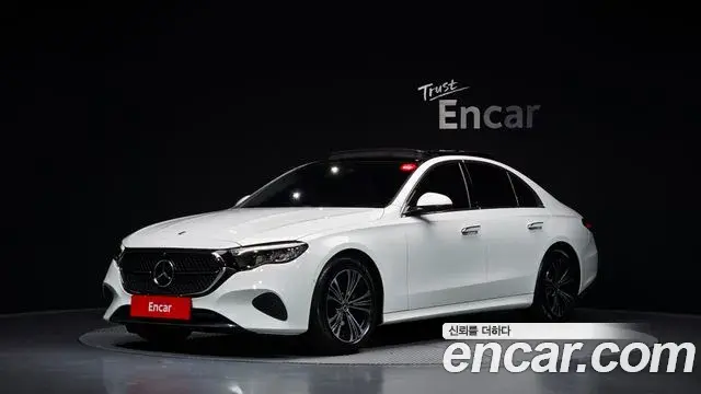 Mercedes-Benz E-Class 2024 — Şəkil 1/20