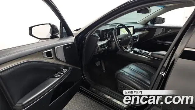 Kia K8 2022 — Photo 10/20