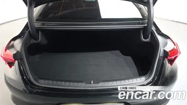 Kia K8 2022 — Photo 15/20