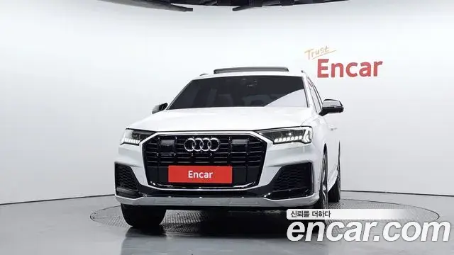Audi Q7 2023 — Photo 3/20