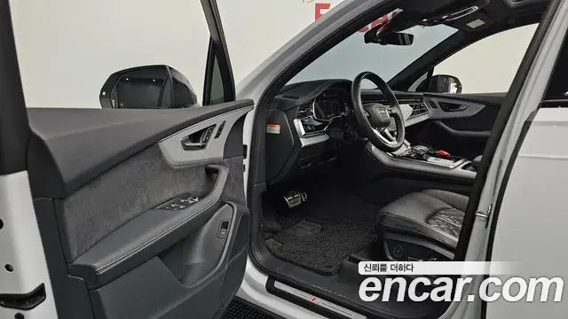 Audi Q7 2023 — Photo 10/20