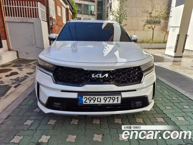 Kia Sorento 2022 — Photo 1/13