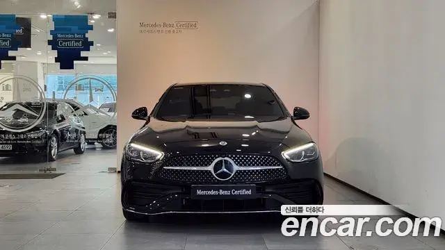 Mercedes-Benz C-Class 2026 — Photo 2/20