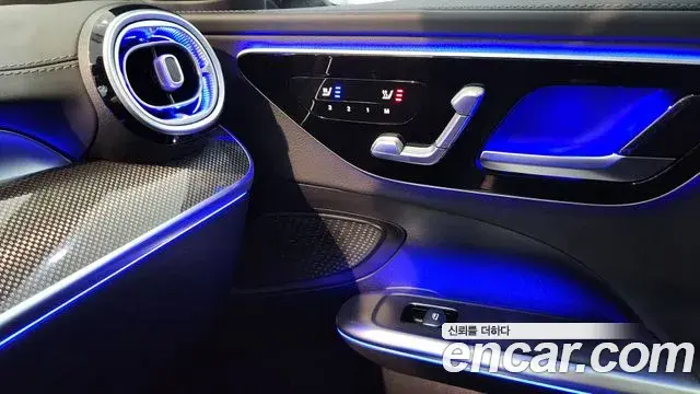 Mercedes-Benz C-Class 2026 — Photo 12/20