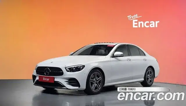 Mercedes-Benz E-Class 2022 — Фото 1/20