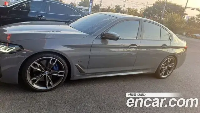 BMW 5 Series 2021 — Photo 5/8