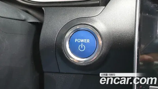 Toyota Avalon 2019 — Photo 19/20